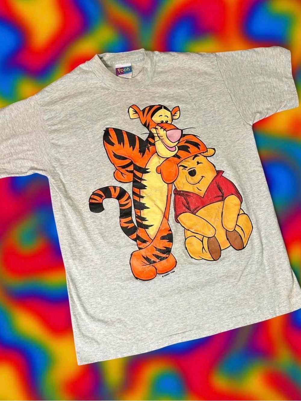 Vintage 90’s Winnie the pooh (and Tigger) gray single stitch t shirt.